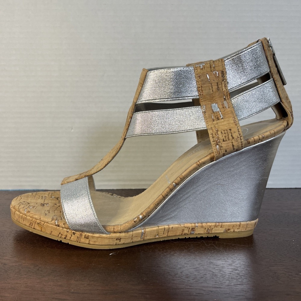 Donald J Pliner Majio T-Strap $280 Cork Wedge Heels Size 10 Silver Metallic Shoe - Picture 5 of 11